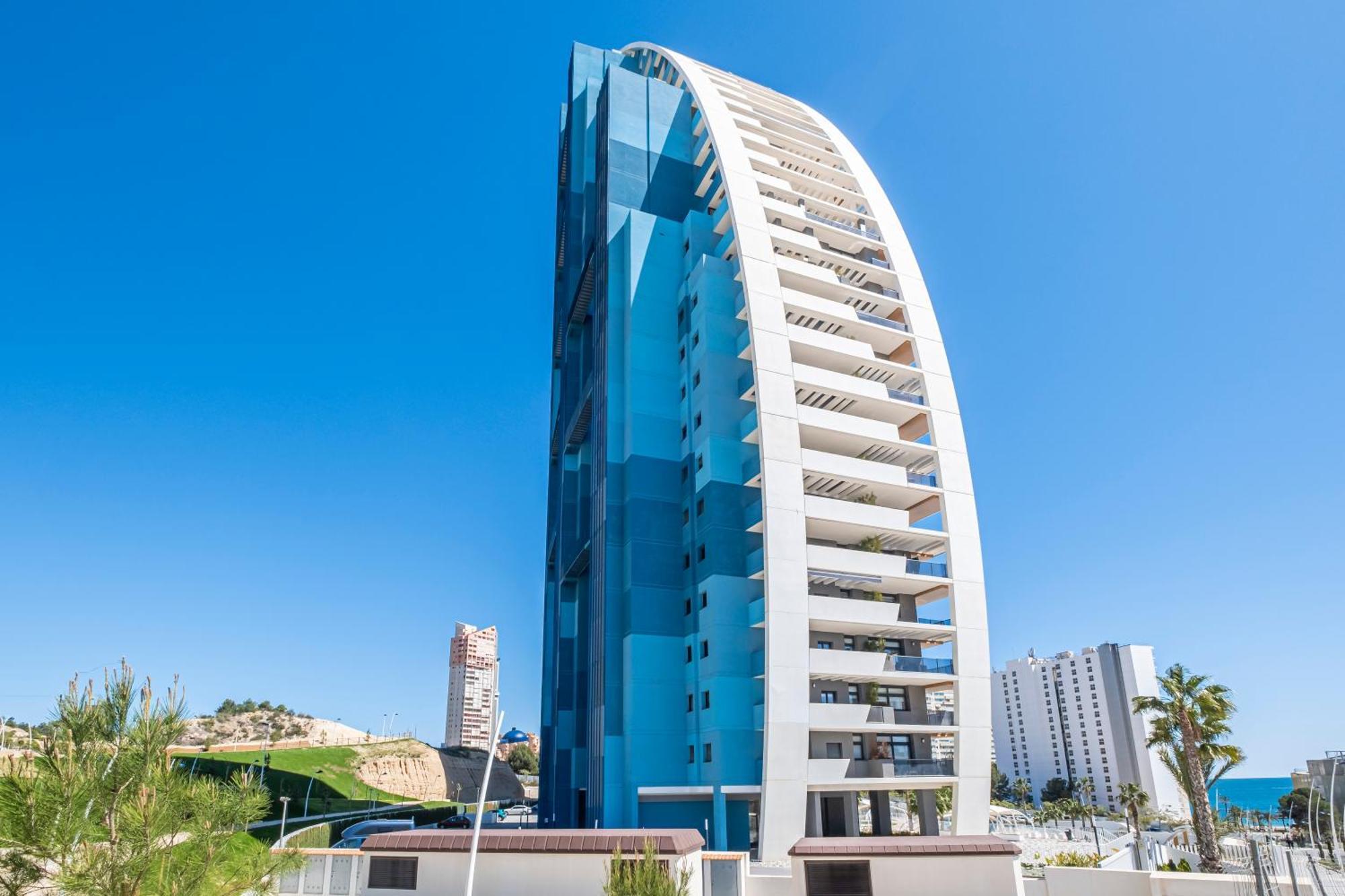 Sunset Waves 18-35 Poniente * Benidorm