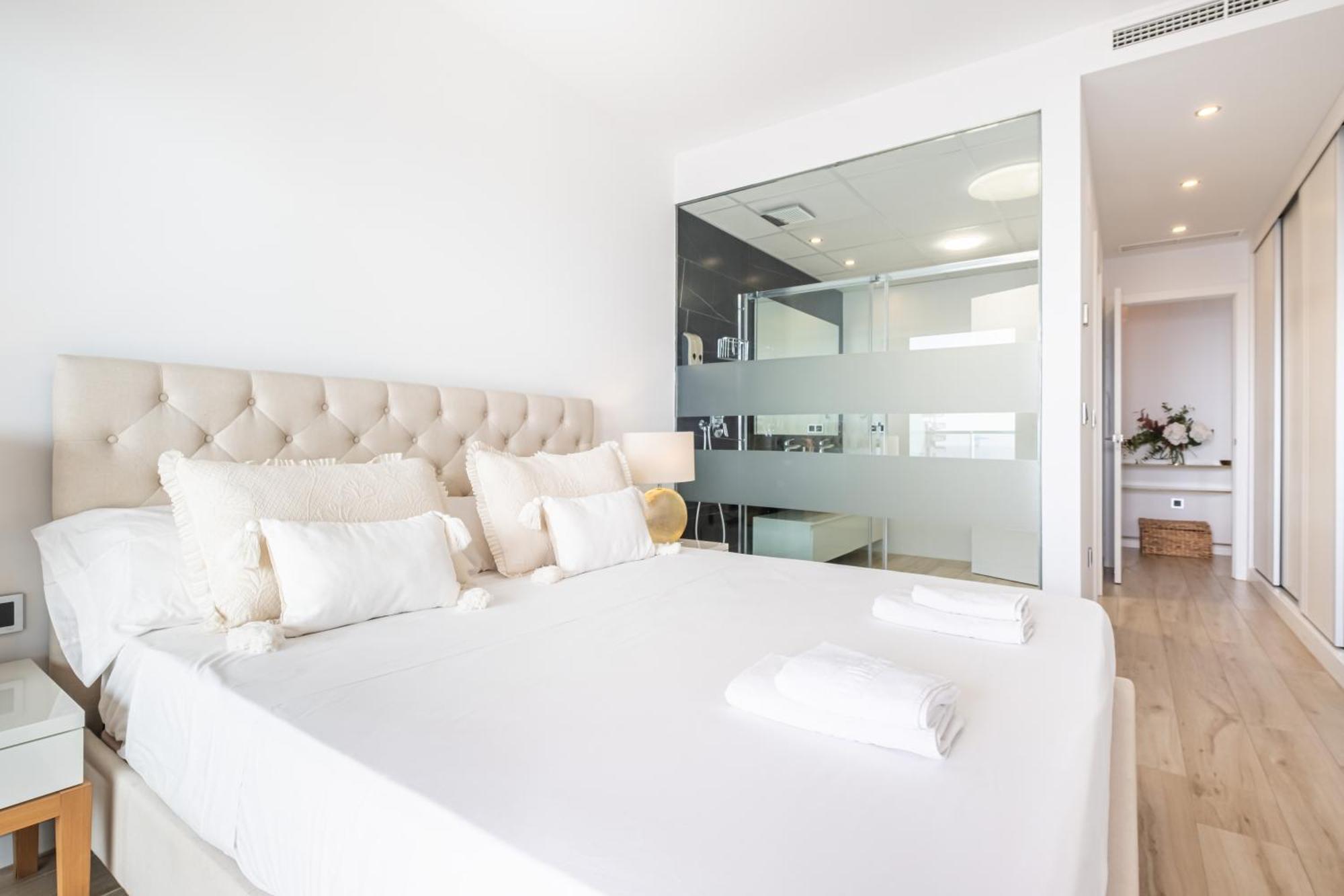 Apartment Sunset Waves 18-35 Poniente Benidorm